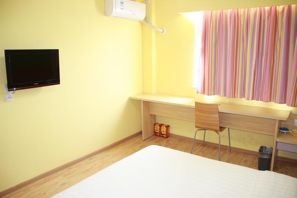 7Days Inn Changsha Xiangjiazhong Road Kaifu Temple Exterior foto